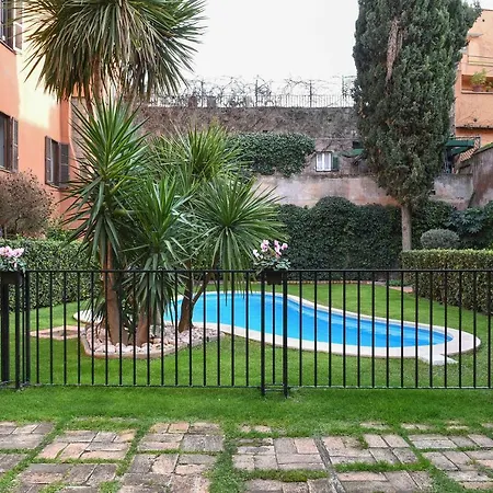 In Trastevere Loft With Pool Apartment