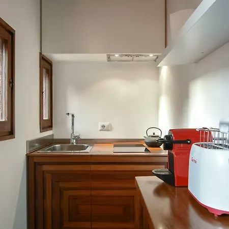 In Trastevere Loft With Pool * Rome