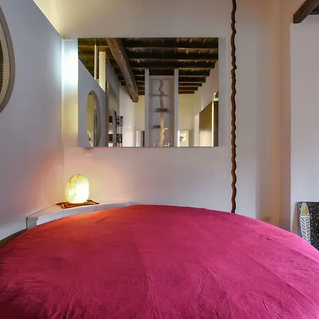 In Trastevere Loft With Pool Apartment *
