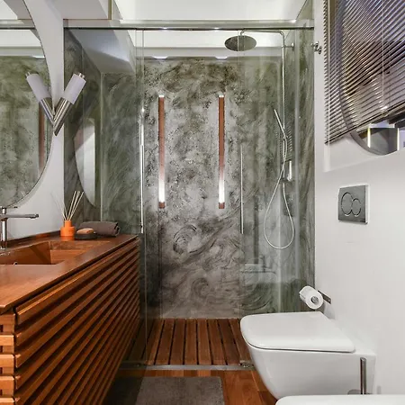 In Trastevere Loft With Pool